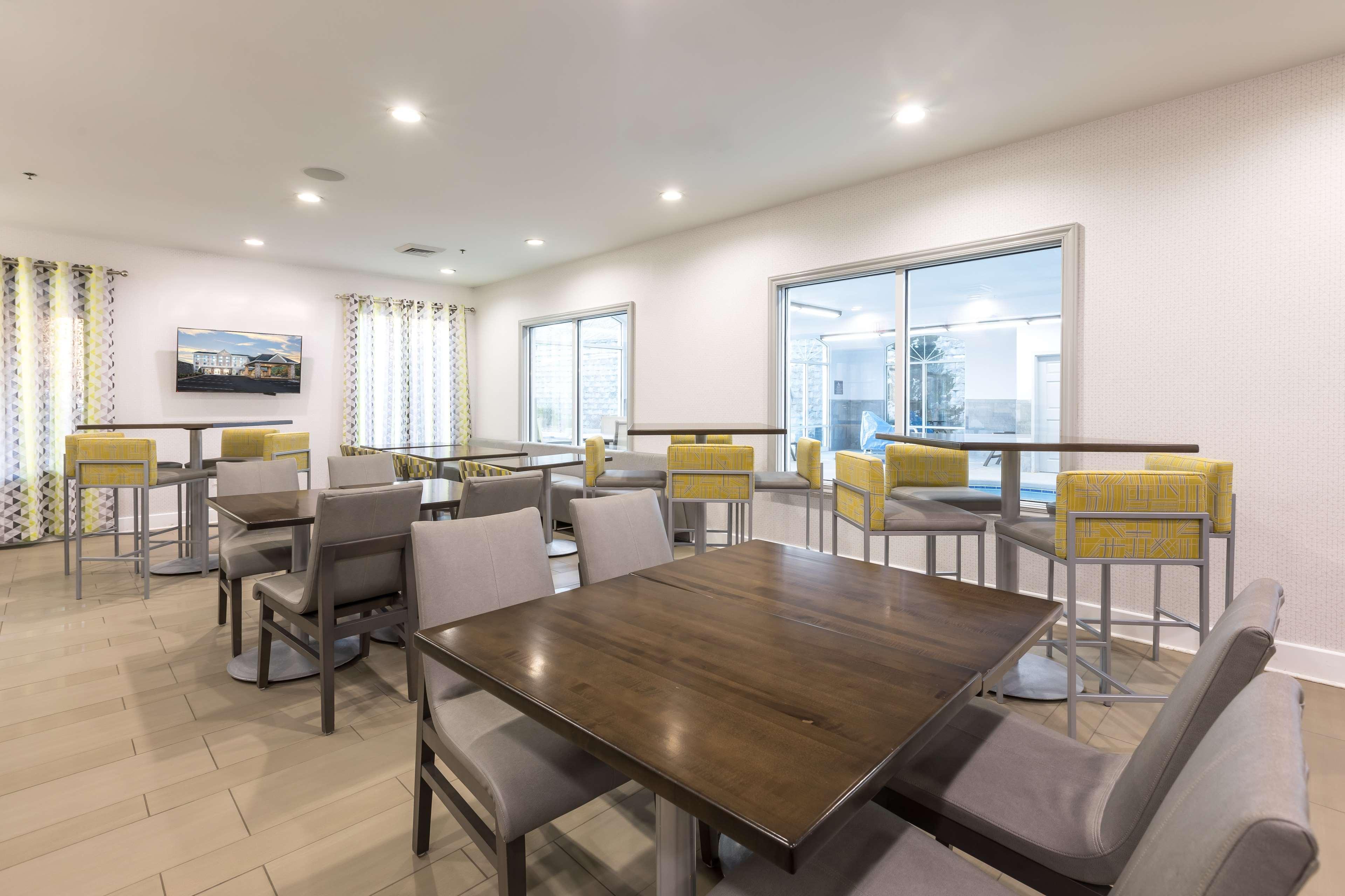 Country Inn & Suites By Radisson Asheville Downtown Tunnel Road エクステリア 写真