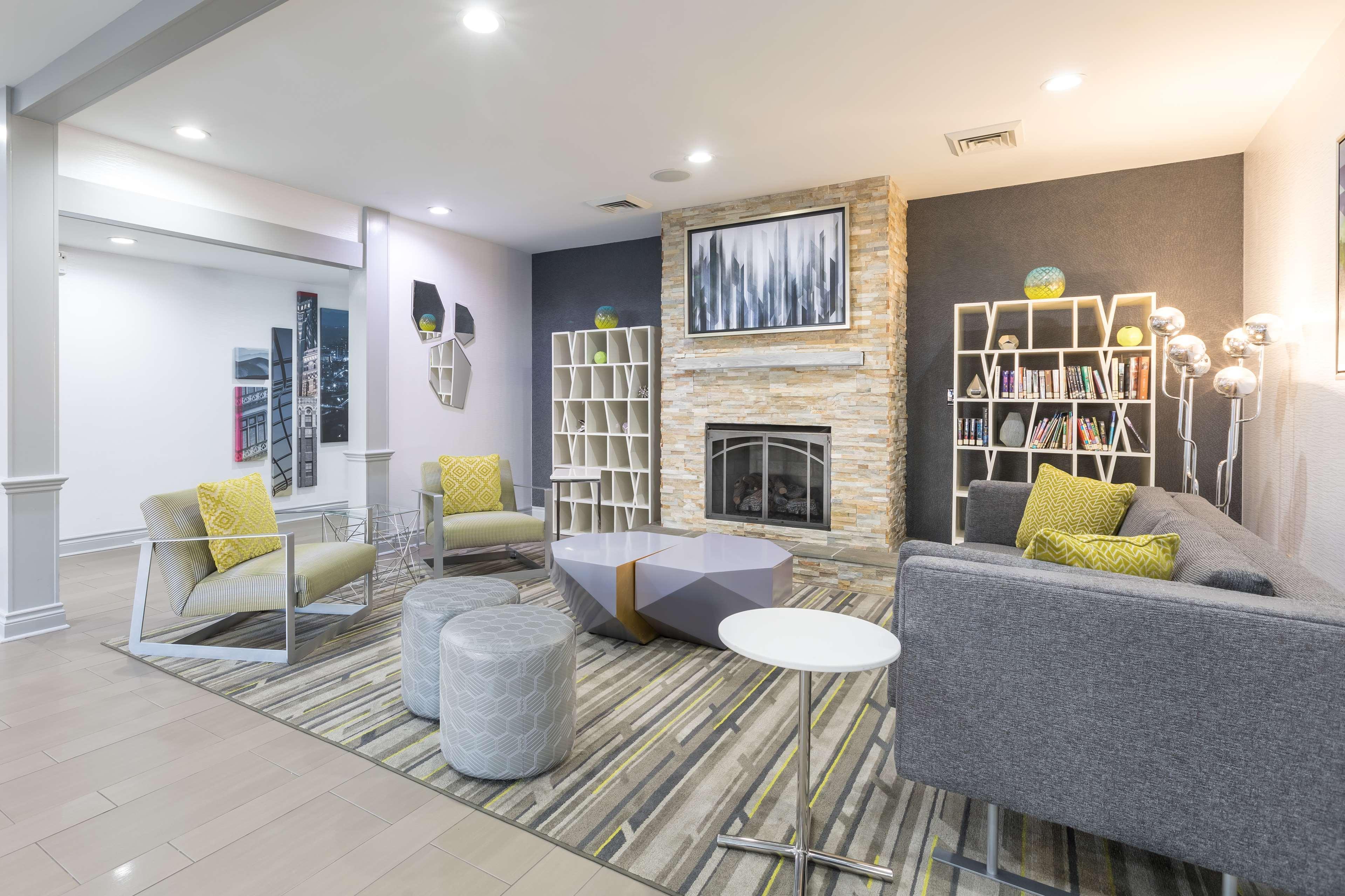 Country Inn & Suites By Radisson Asheville Downtown Tunnel Road エクステリア 写真