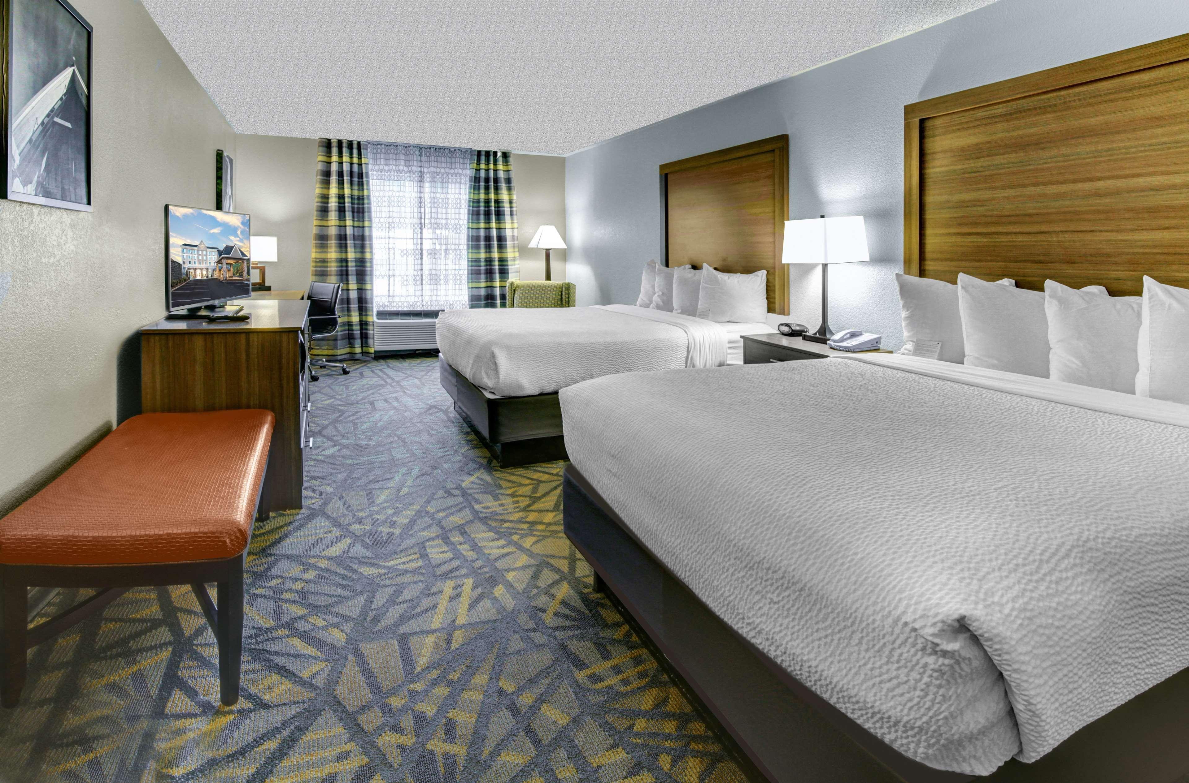 Country Inn & Suites By Radisson Asheville Downtown Tunnel Road エクステリア 写真