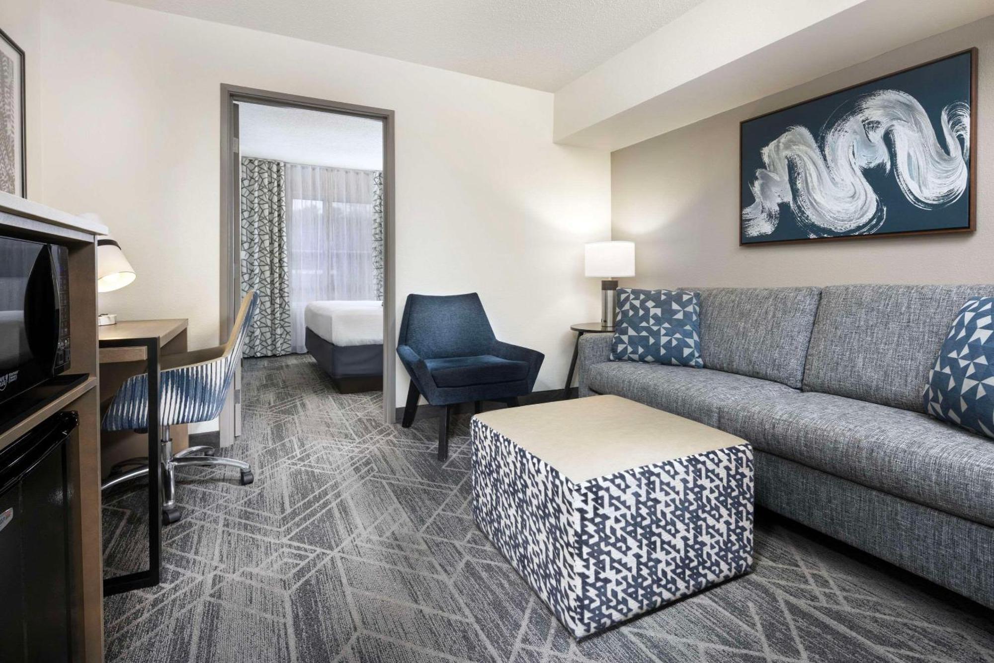 Country Inn & Suites By Radisson Asheville Downtown Tunnel Road エクステリア 写真